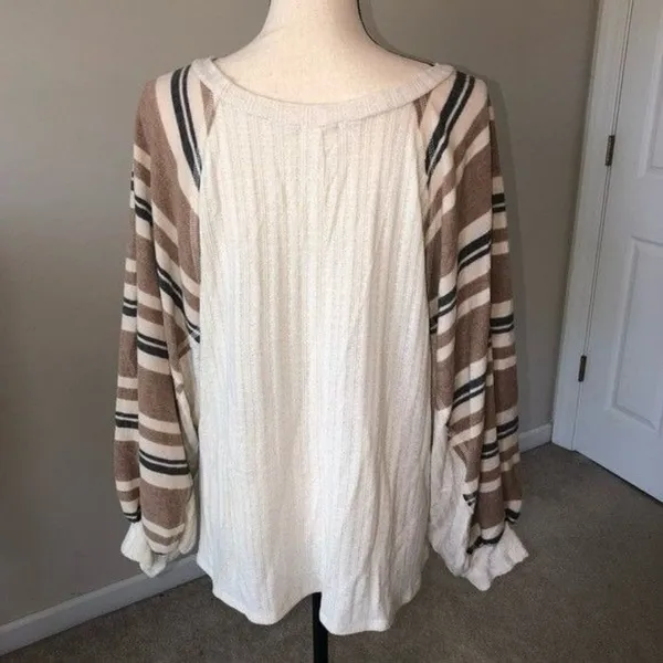 143 Story Womens Size Medium Knit Top Mixed Media Balloon Sleeve Sweater Top - Image 5