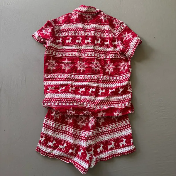 Old Navy Flannel Fair Isle Christmas Pajama Shorts Set - Image 3