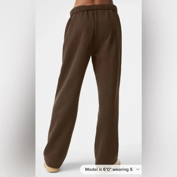 Alo Yoga NWT Accolade Straight Leg Sweatpants in Expresso Color Size XL - Image 3