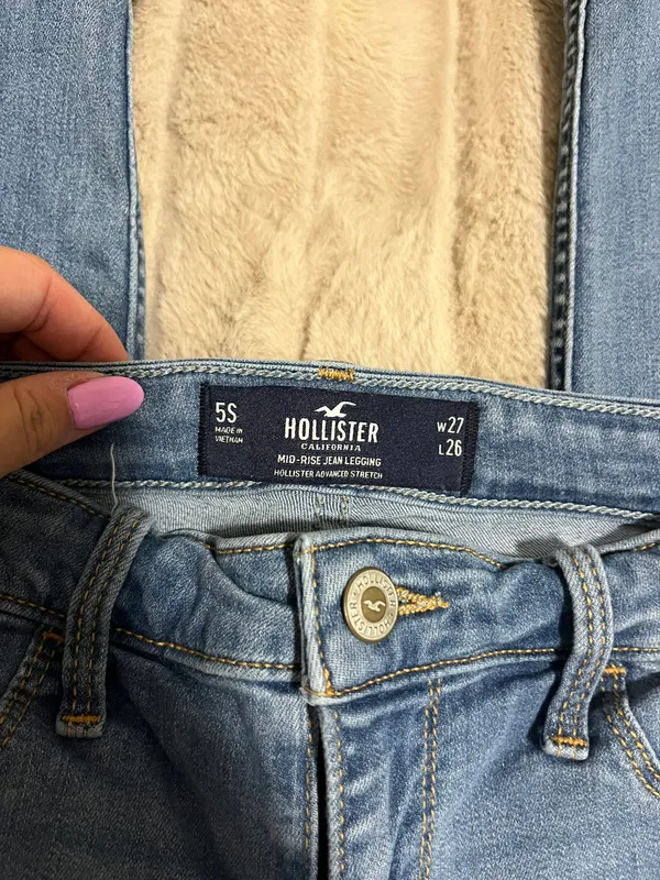 Hollister Jeans - Image 5