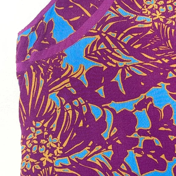 CAbi | Sleeveless Purple and Blue Floral Top | Large - Image 9