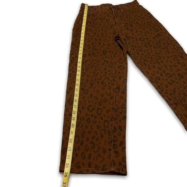 Universal Threads NWOT Brown Black Leopard Animal Print Straight Leg Jeans Ankle High Rise New - Image 8