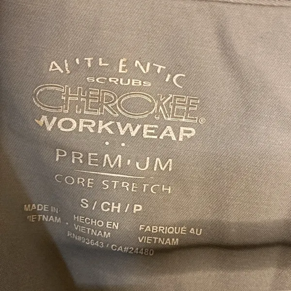 Cherokee workwear size S scrub nurse top with pockets gray - Image 2