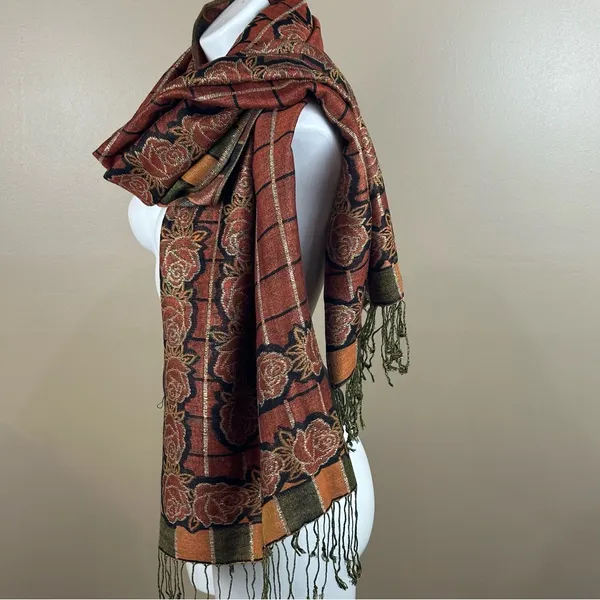 Pashmina & Silk Floral Patterned Scarf with Fringe Old Money Chic Classic - Image 2