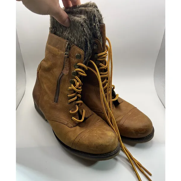 Steve Madden Lace Up Combat Boots Women's 8 Cognac Knit Cuff Hiking Boots - Image 2