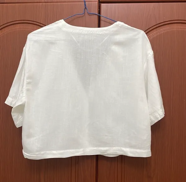 Bershka Crop Top, Size Small - Image 10