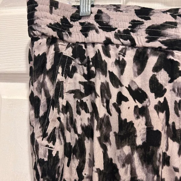 Ann‎ Taylor LOFT Womens Pants Size L Leopard Print Animal Print Casual - Image 2