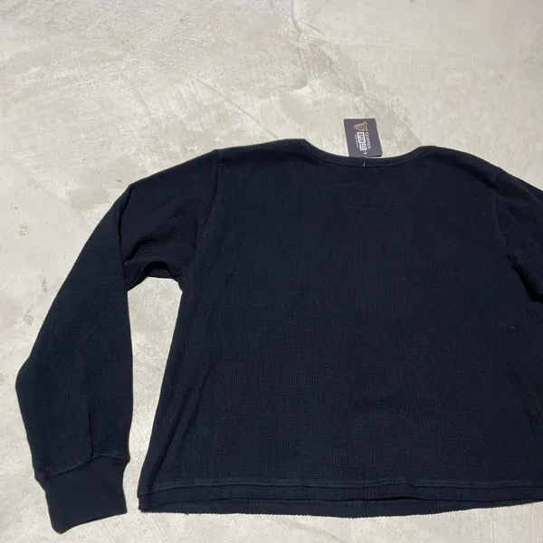 NWT $45 GUINNESS Black Long Sleeve SZ M Waffle Thermal Women's Shirt - Image 9