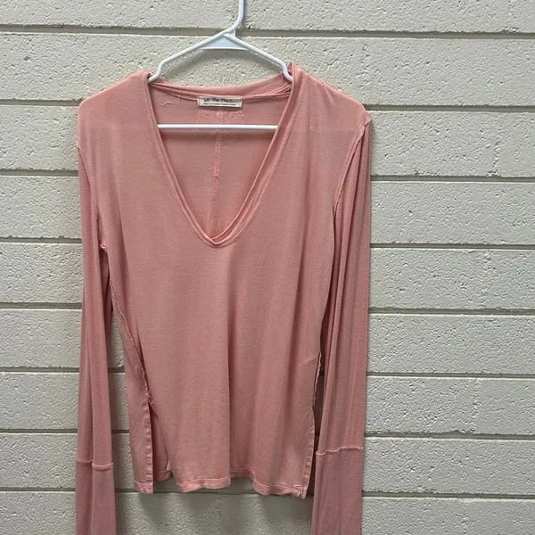 Free People We the Free Pink V Neck Long Sleeve Tee size S - Image 8