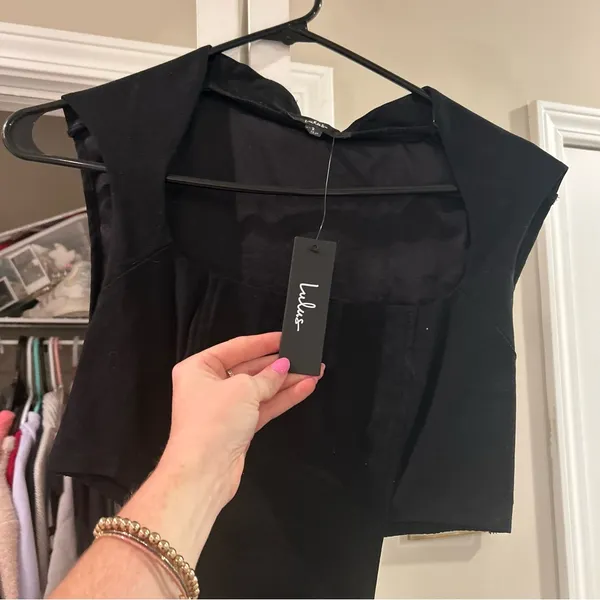 Lulu’s Plenty to Love Black Square Neck Sleeveless Cutout Bodysuit - Image 7