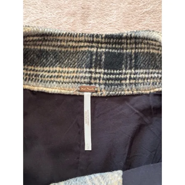 Free People Women's Ari Wrap Skirt Beige Black Plaid Mini‎ Belted Wool Size 2 - Image 5