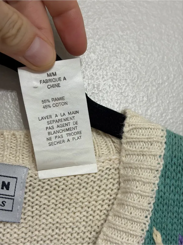 Vintage Jantzen Classics Hand Embroidered Grandmacore Sweater Vest - Size M - Image 6