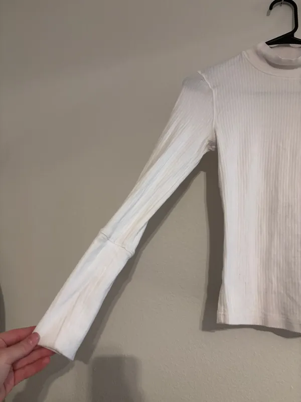 Free People Long Sleeve White Top - Image 2