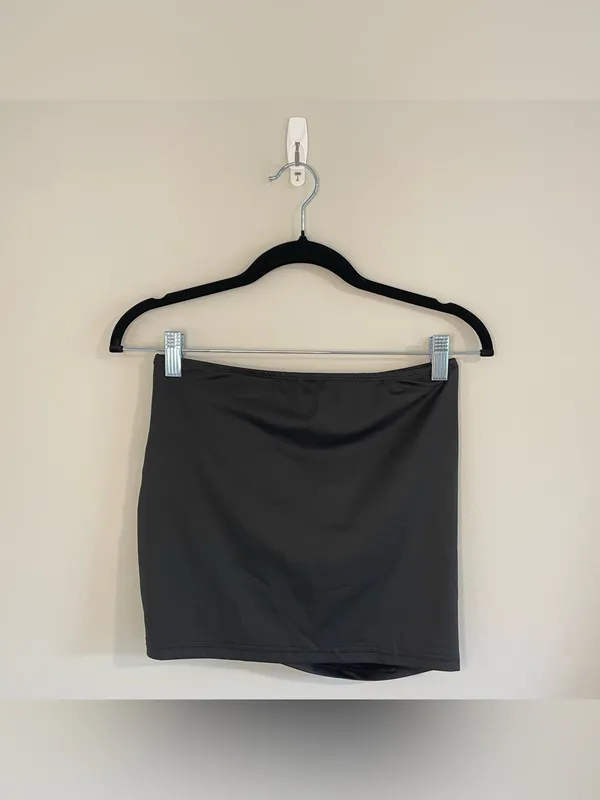 SHEIN Ruched Split Hem Bodycon Mini Skirt, Black, Size XS, NWT - Image 4