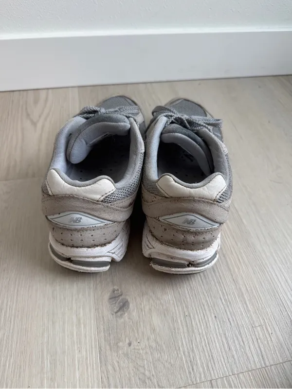 New Balance 2002R Gray Mesh & Suede Athletic Sneakers - Image 4