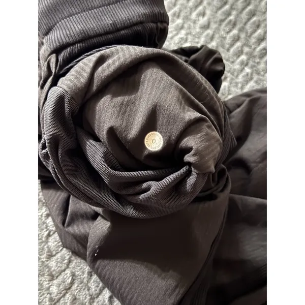 Lululemon Women's Beyond The Studio Joggers Black Pull On Size 0 - Image 4