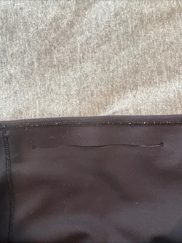 EUC lululemon athletica In Movement with Everlux Black Size 8 25” - Image 4