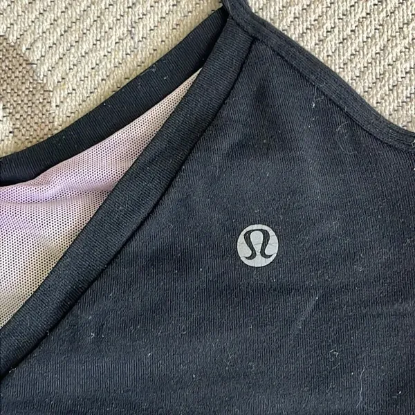 Lululemon black no padding yoga lounge light support bra - Image 5