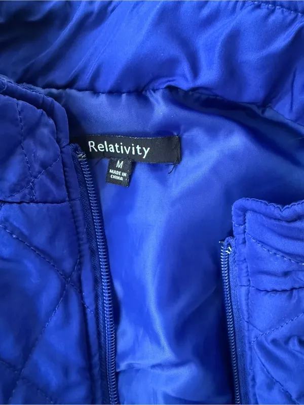 Relativity Women’s Quilted Puffer‎ Vest Blue Full Zip Lightweight Size Medium - Image 4