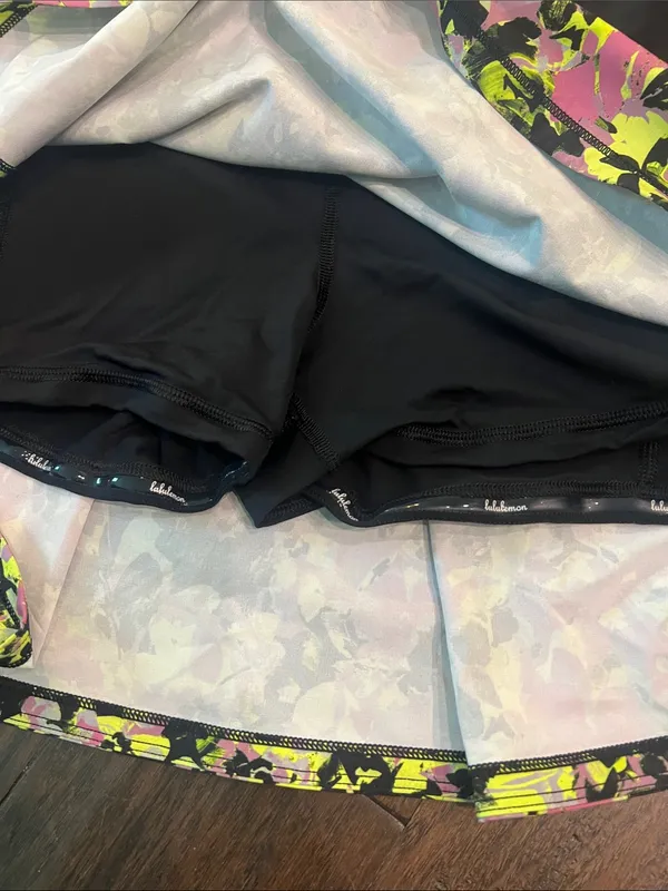 lululemon athletica Neon Pink, Yellow & Black Patterned Skort 8 EUC - Image 3