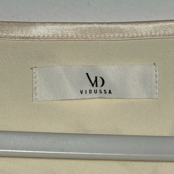 VIDUSSA Womens Cream Satin‎ Cowl Neck Knot Detail Short Sleeve Top Size S - Image 3