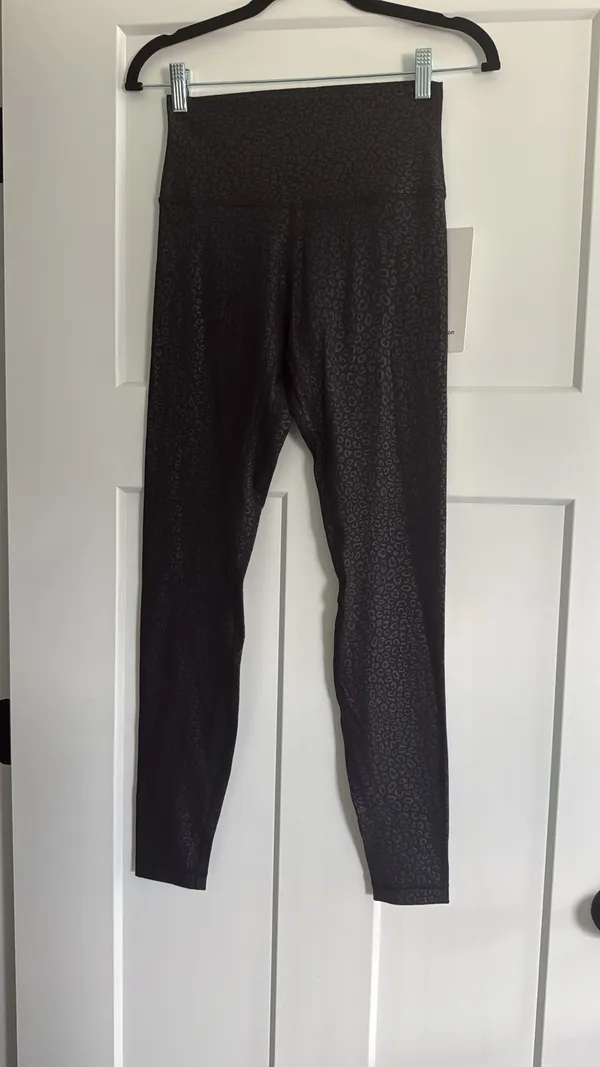 Lululemon Size 6 Align HR 28” Leggings - Image 4