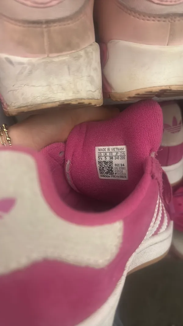 Adidas Pink Campus Shoes - Image 4