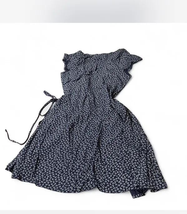 Brandy Melville wrap Dress navy with flowers - Image 4