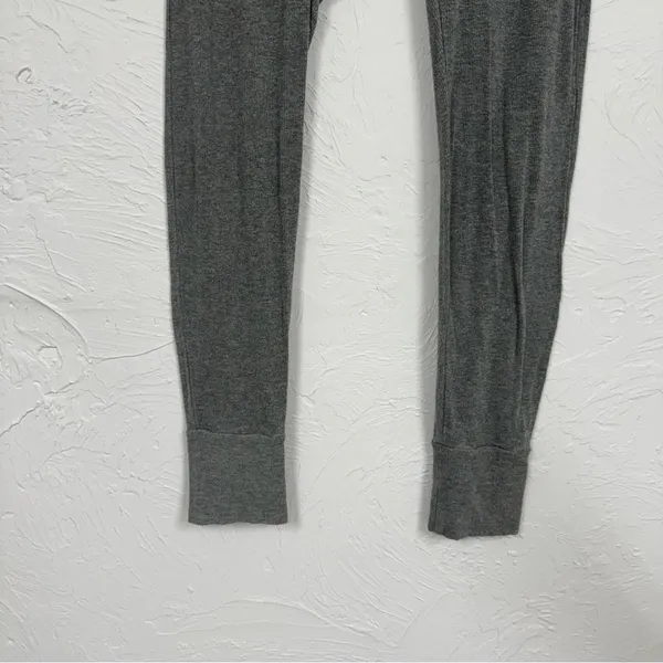 Skims Grey Thermal Leggings Womens Base Layer Pants Size M Pajamas Comfort - Image 6