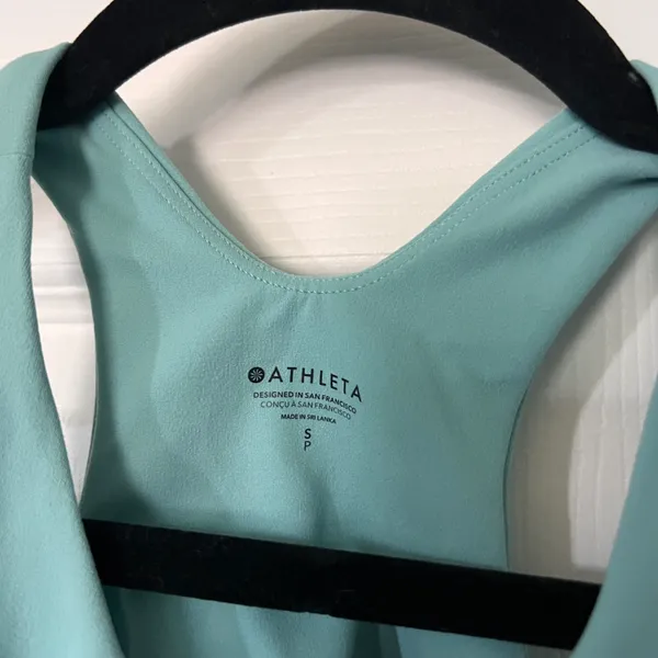 Athleta Crop Top - Image 4