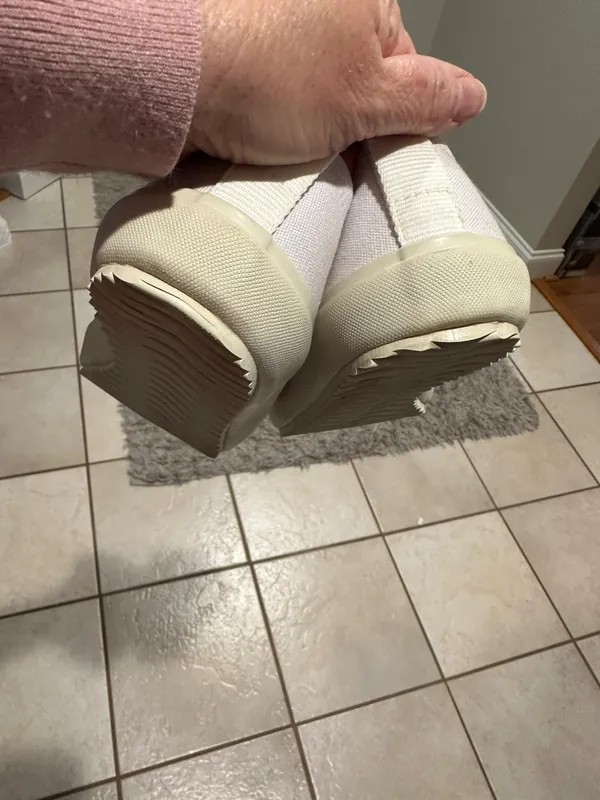 VEJA Sneakers - Image 6
