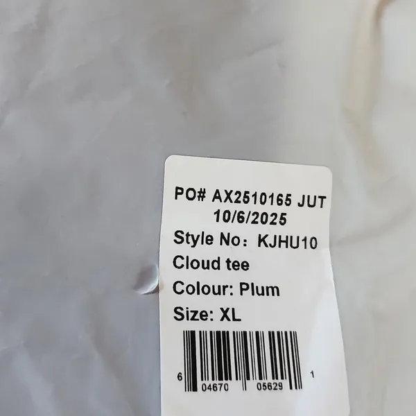 NWT COMFRT Cloud tee in PLUM - Image 3