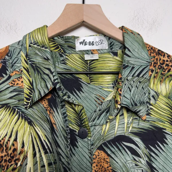 We Be Bop Women Rayon Button‎ Up Shirt 2X Green Leopard Jungle Tropical Print - Image 5