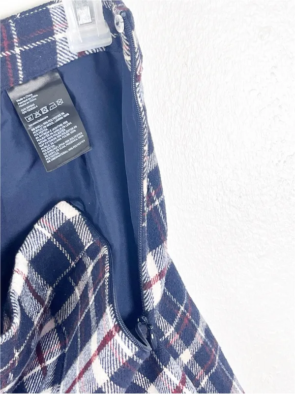 H &M Blue Plaid Pleated Wool Blend Mini Skirt Size 2 Boho Academia Preppy Casual - Image 2