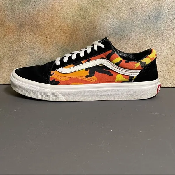 Vans Old Skool Women's Sneakers Size 7M - Image 10