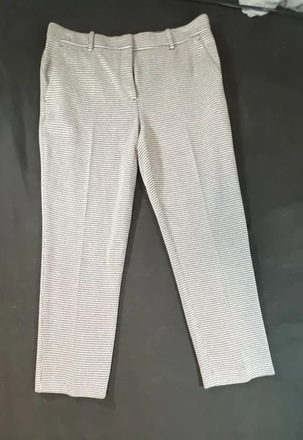 Theory Treeca K Stanza Knit Houndstooth Ankle Pants - Image 3
