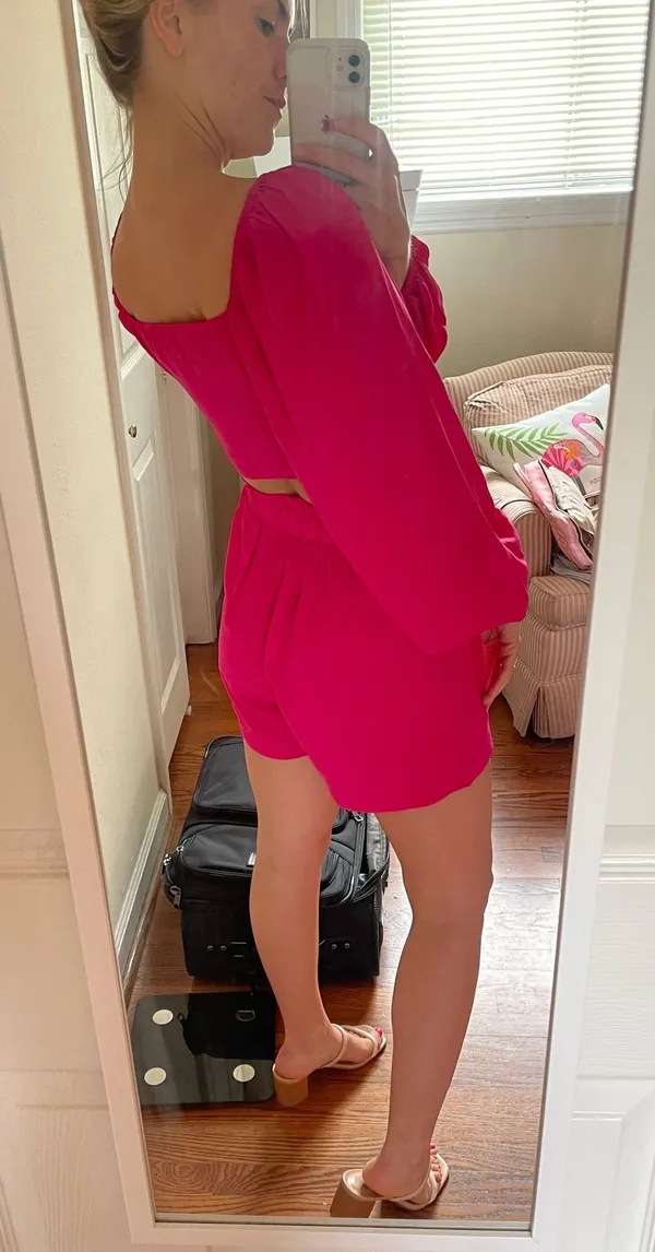 Two Piece Crop Top Shorts Set Pink - Image 3