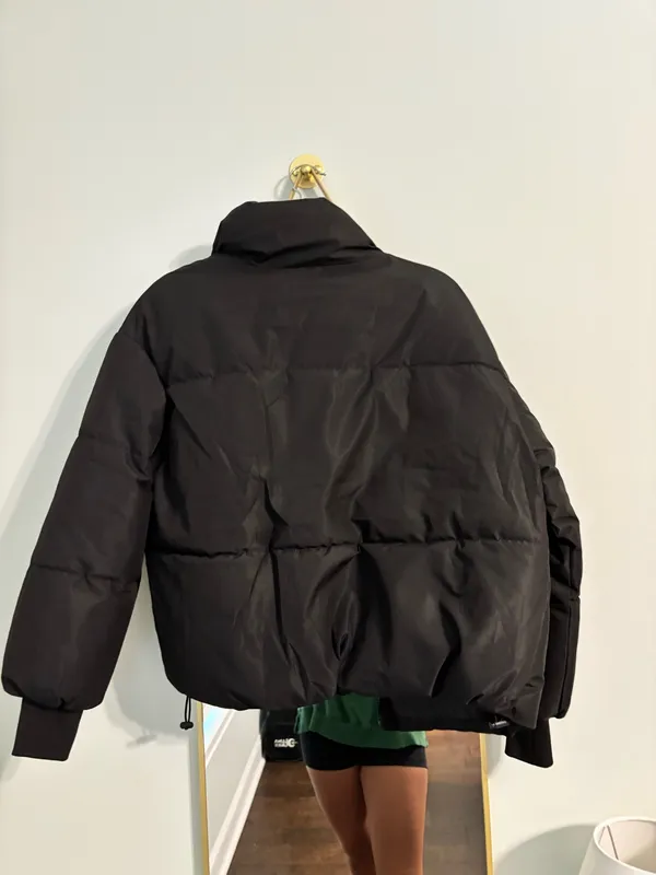 Amazon Puffer jacket - Image 2