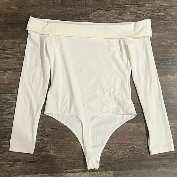 FINAL PRICE Lane 201 Off the Shoulder Bodysuit - Image 5