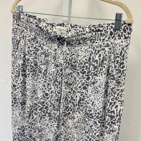 Koolaburra by UGG Pajama Set L Grey Leopard Print Modal Jogger 2pc Loungewear - Image 5