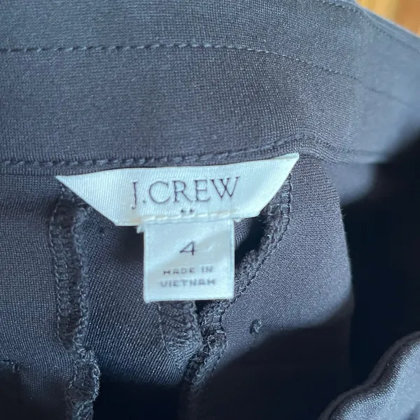 J. Crew Factory Women's Black Crop Flare Ponte Pant Size 4 - Image 5