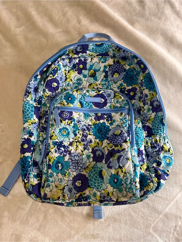 Vera Bradley Blue Floral Quilted Backpack with Aqua Accents - Image 6