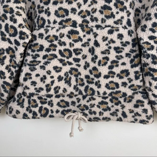 American Eagle Outfitters Animal Print Leopard Sherpa Fleece Hoodie Sweatshirt - Image 5