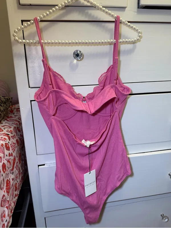 Promesa Romantic Rendezvous Lace Teddy Bodysuit Bubble gum pink New - Image 3