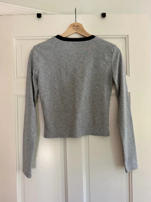 Edikted Long Sleeve Crop Top - Image 2
