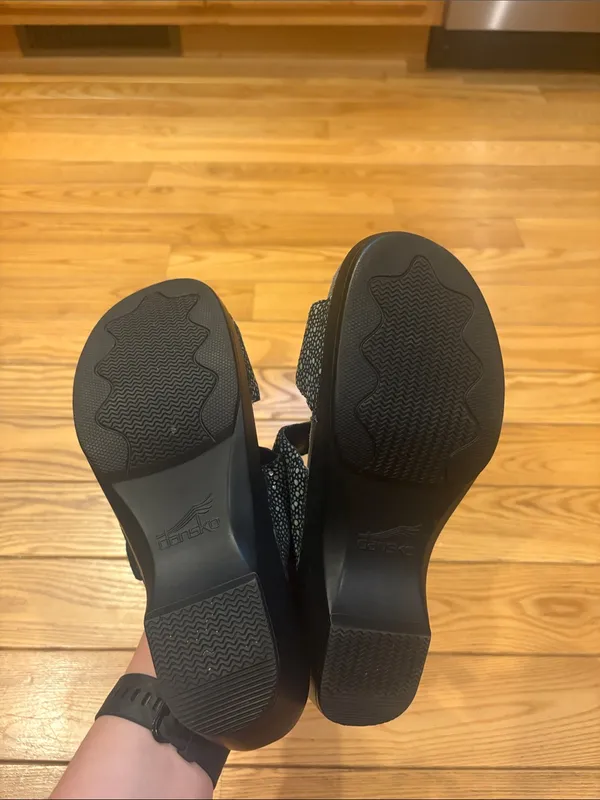 Dansko Sophie Black Shagreen Textured Leather Slide Buckle Sandal Size 9 - Image 5