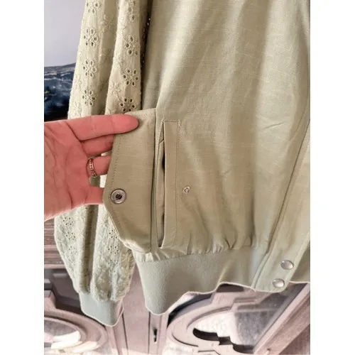 7 For All Mankind Eyelet Sleeve Bomber Jacket Womens Sage‎ Green Medium (T1) - Image 4