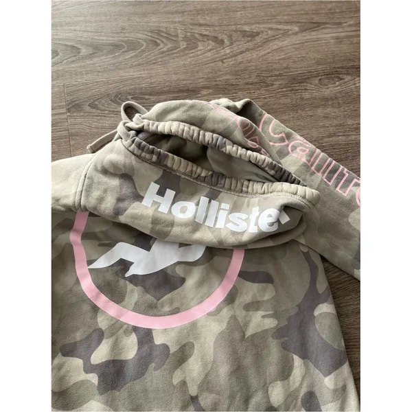 Hollister Womens Pullover Hoodie Small Gray Camo Pink Logo Sleeve Graphic Fleece - Image 11