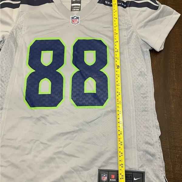 NWOT Seattle Seahawks NFL Nike On Field Women’s Jersey #88 Custom “Arnaut”-Small - Image 11