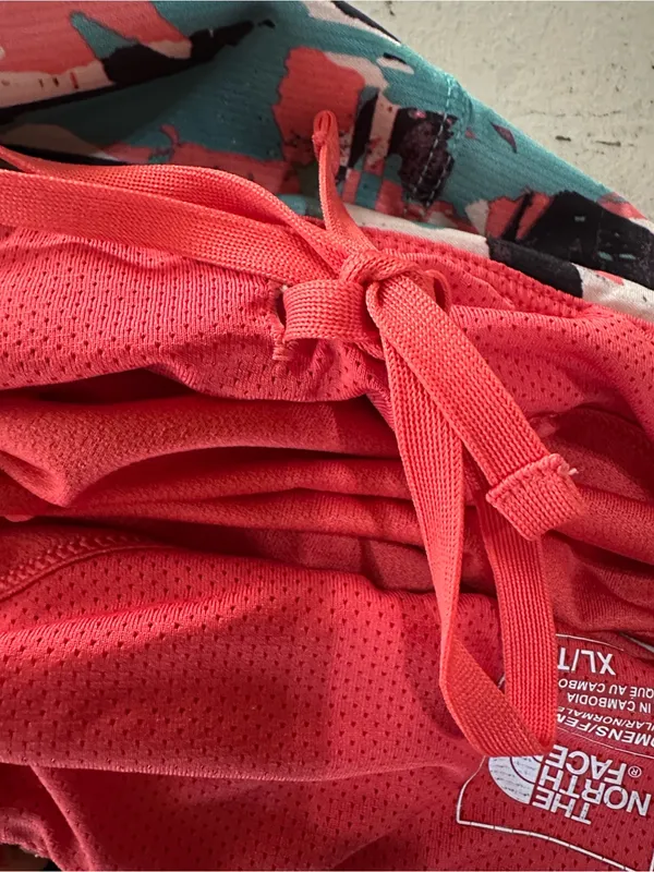 The North Face Coral, Teal & Black Abstract Running Shorts - Image 7